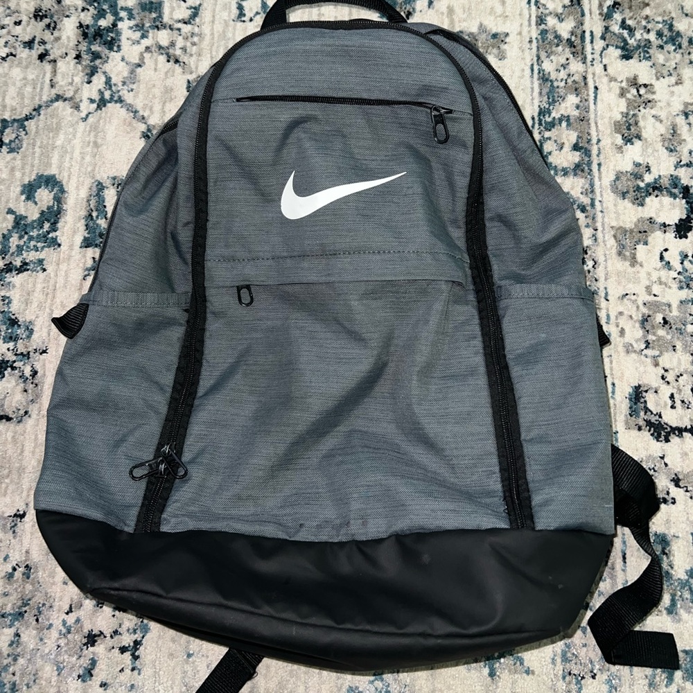 Grey Nike Backpack - Gem